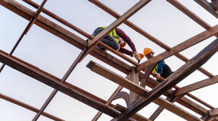 Local Siding Services in Huddy, KY
